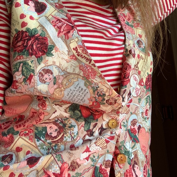 Vintage Victorian Valentines vest novelty print - Picture 1 of 3